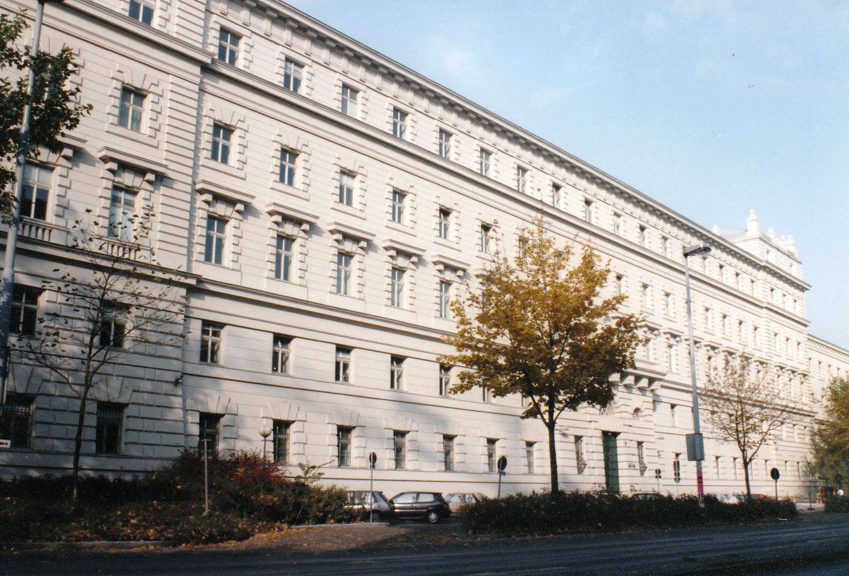Foto: Fassade Landesgericht Wien