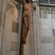 Foto: Kruzifix, unbemalt, in einer Kapelle